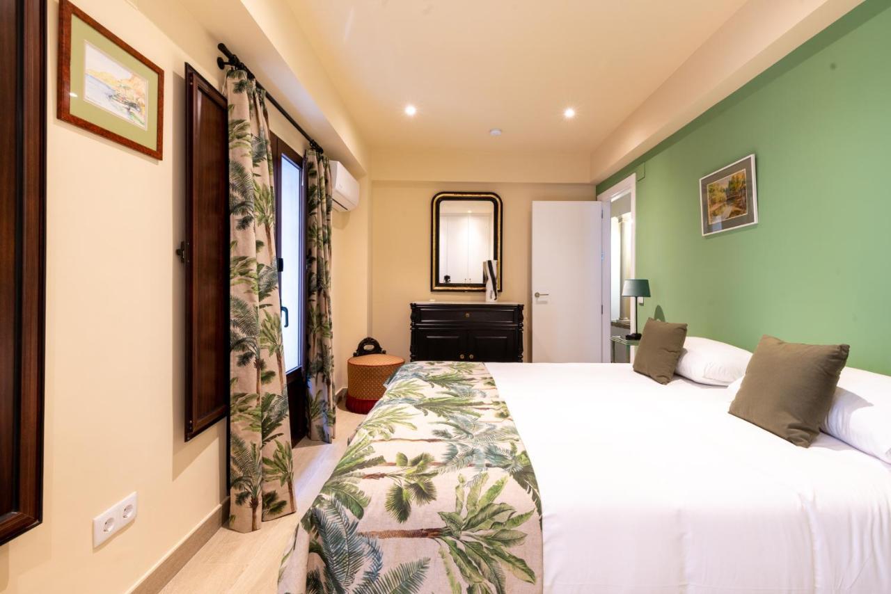 Holi-Rent Pimienta Villa Seville Exterior photo